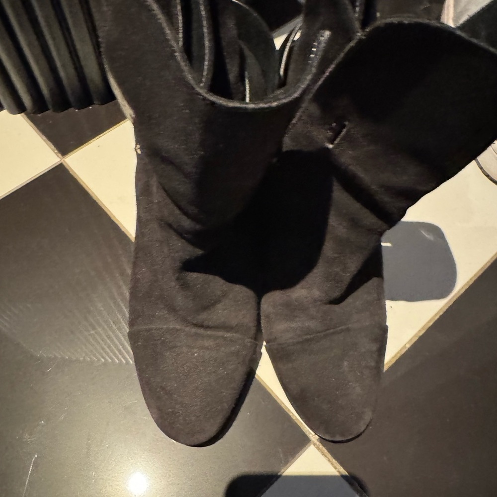 Elegant Black Women's Boots